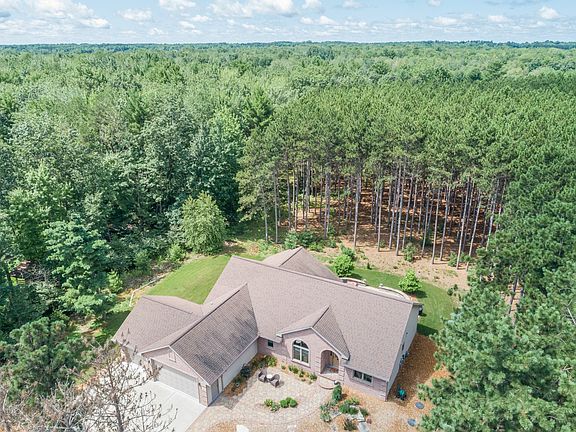 4th image of 385 Hoganwood Cir
