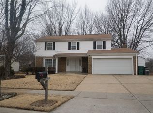 1803 Vista Ridge Ln, Saint Louis, MO 63138