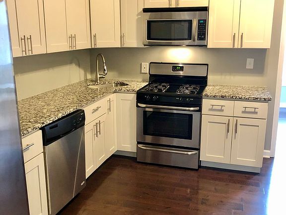 5th image of 1705 Saint Paul St #3