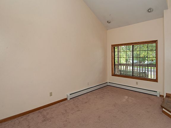 5th image of 735 Corral Dr