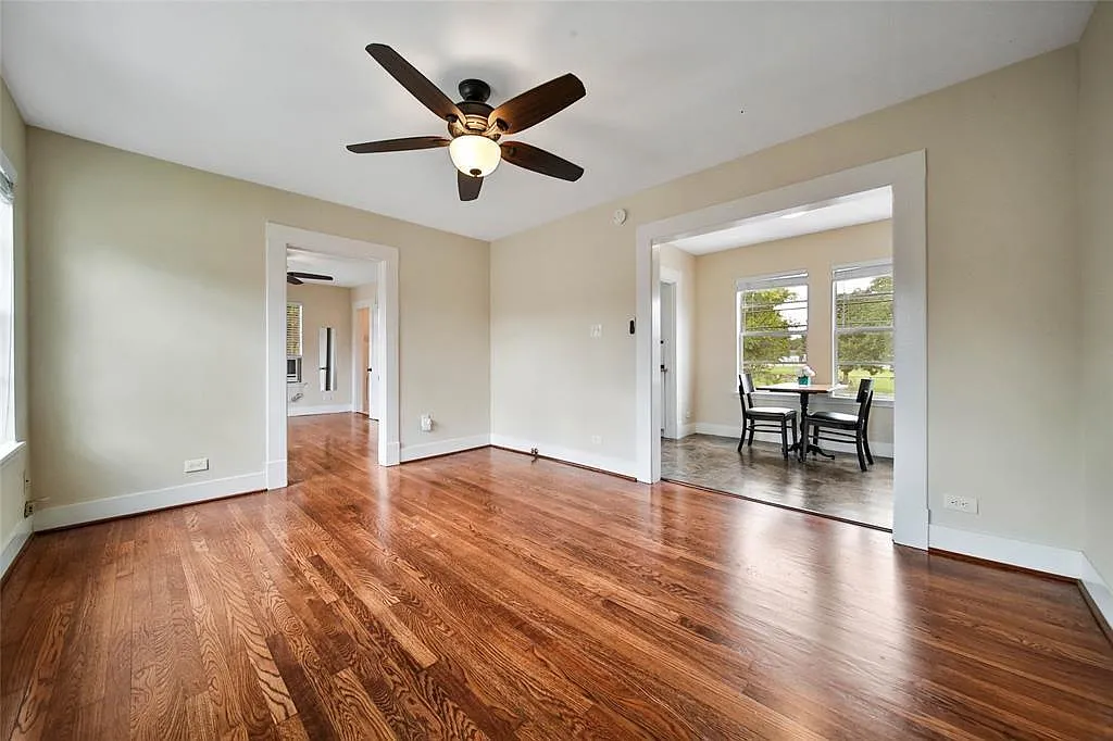 Building Photo - 4821 Rusk St #1