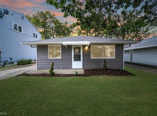 32890 Alva Dr, Eastlake, OH 44095