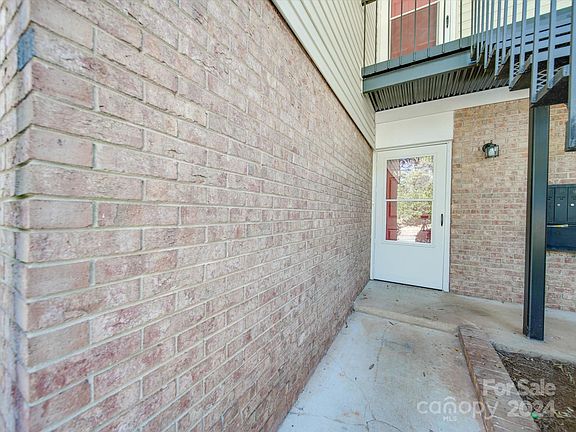 2nd image of 4605 Coronado Dr APT M