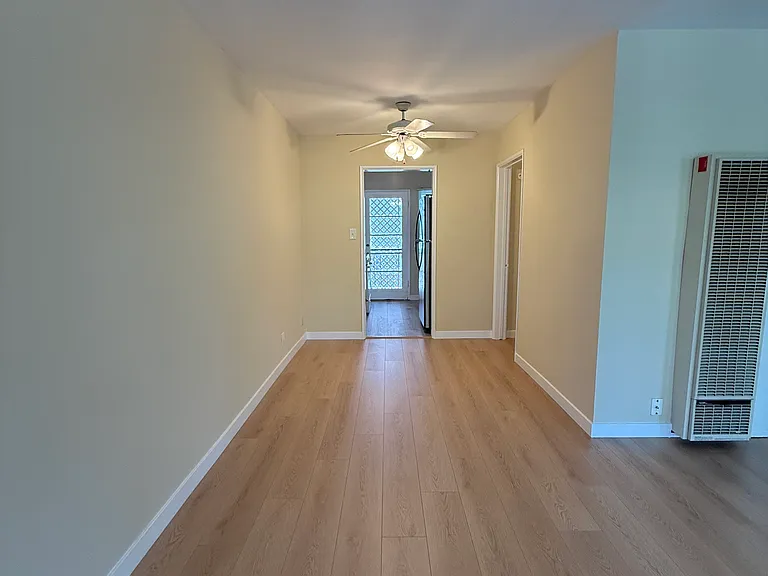 4505 Fulton Ave #B — Photo 3