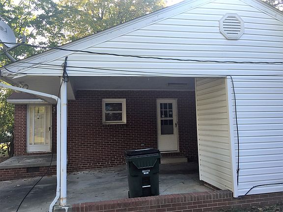 2nd image of 2245 Wilkins St