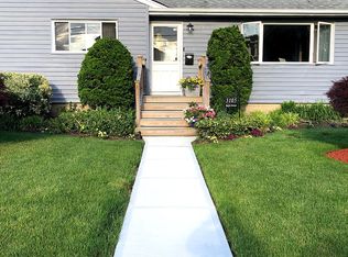 3105 Ralph Ave, Oceanside, NY 11572