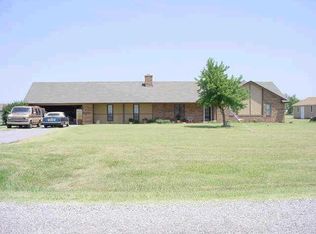 16635 SW 29th St, Yukon, OK 73099