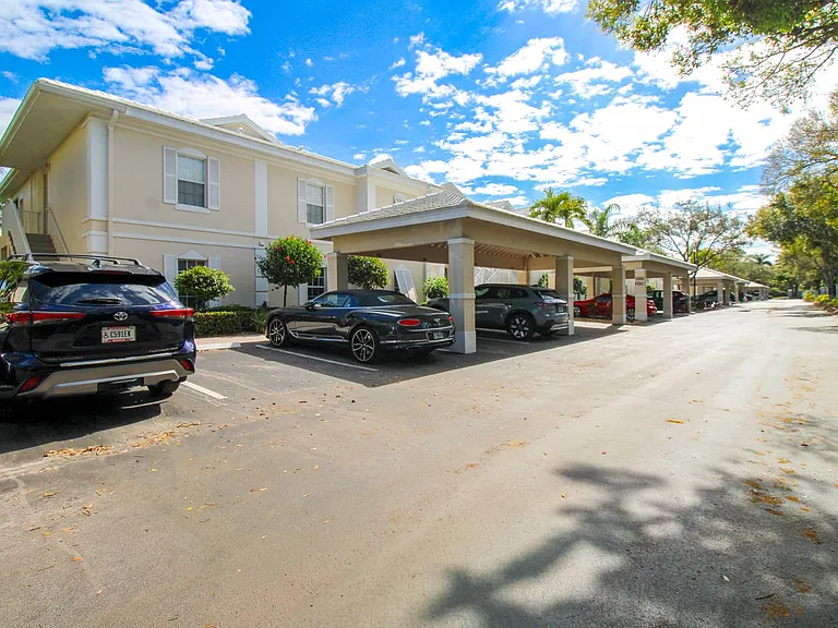 1360 Sweetwater Cv #202 — Photo 34