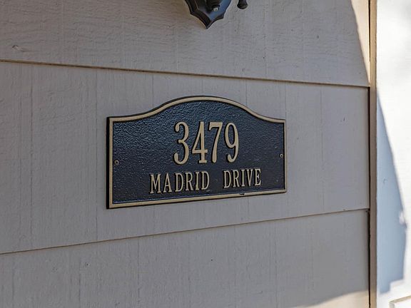 5th image of 3479 Madrid Dr
