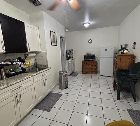3rd image of 5852 SW 147th Pl #B
