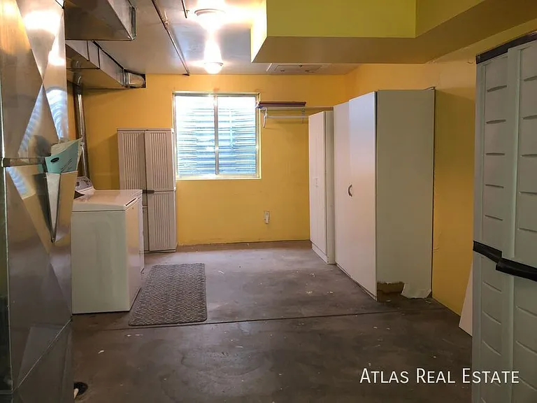 1316 S Alton Ct — Photo 35