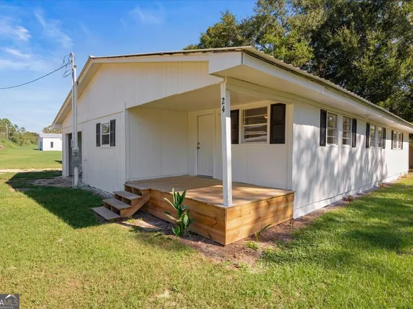 24 Sangster Rd, Jesup, GA 31545