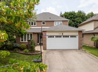 512 Hawthorne Cres, Milton, ON L9T 4N8