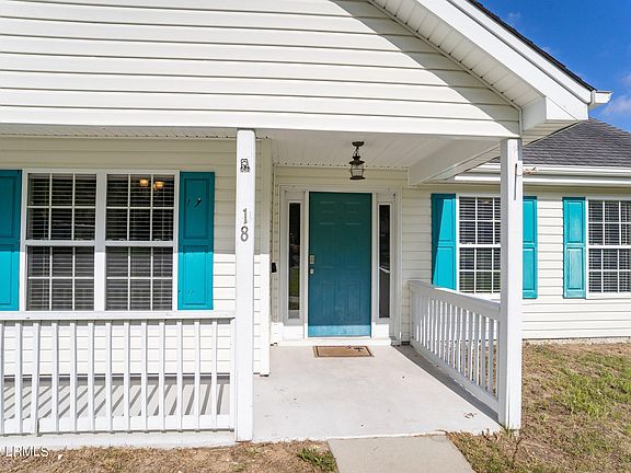4th image of 18 Spanish Moss Drive