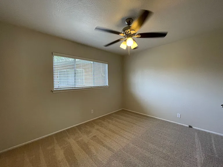 Must See Community in River Park Community ~ East Sac Area — Photo 27