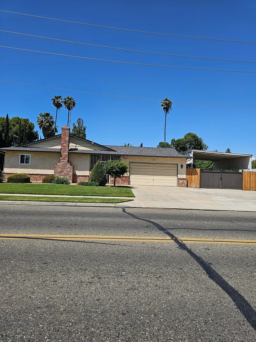 Building Photo - 6414 N Carruth Ave