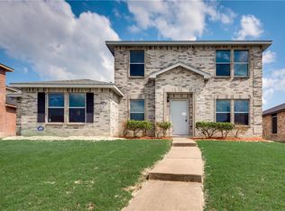 1324 Bumble Bee Dr, Lancaster, TX 75134