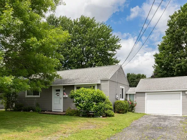113 Kearney Ave, Liverpool, NY 13088