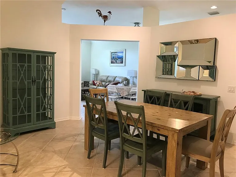 1118 Chinaberry Dr #0 — Photo 22