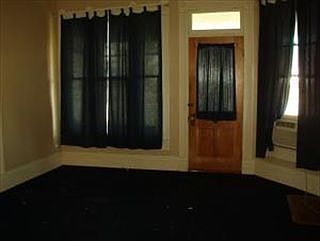 5th image of 204 W Nodaway St