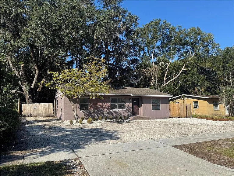 1810 Washington Ave — Photo 9