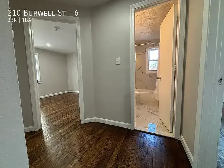 210 Burwell St #6 — Photo 7