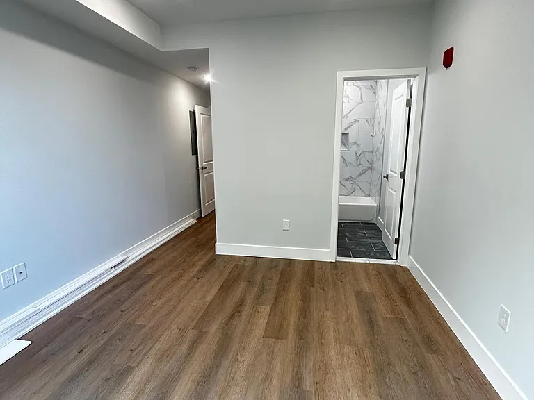 3213 N 13th St #3 — Photo 3