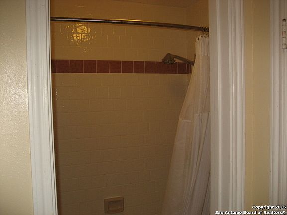 2nd image of 1023 N Hedgestone Dr