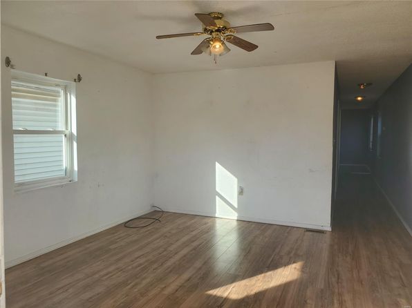 805 Iowa St, Madison, IL 62060