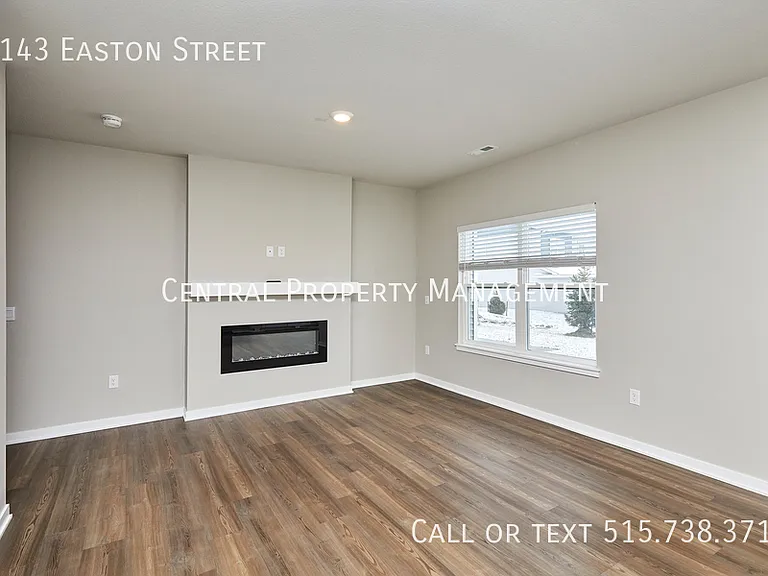 4143 Easton St — Photo 3
