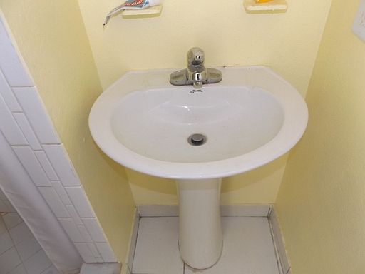 5th image of 1628 S Dixie Hwy APT 3