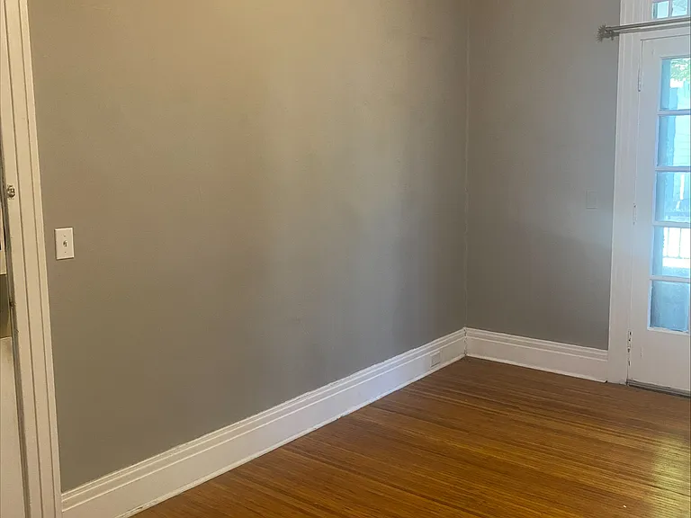 28-30 Park Ave #1 — Photo 6