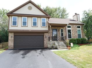 2229 Camden Ln, Hanover Park, IL 60133