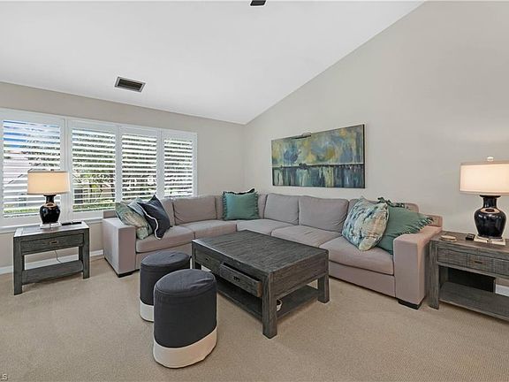 2nd image of 407 Courtside Dr #D-202