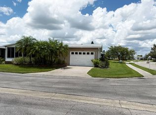 110 Jacaranda Way, Parrish, FL 34219