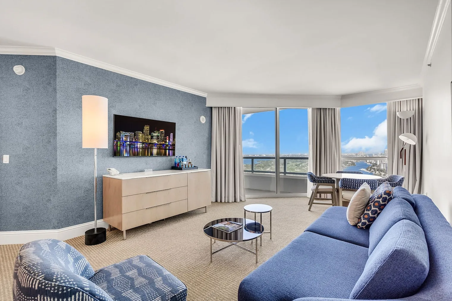 1 bed, 2.0 bath, 1076 sqft, $12,681 — Photo 2