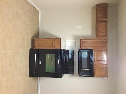 2nd image of 2025 Cottonwood St