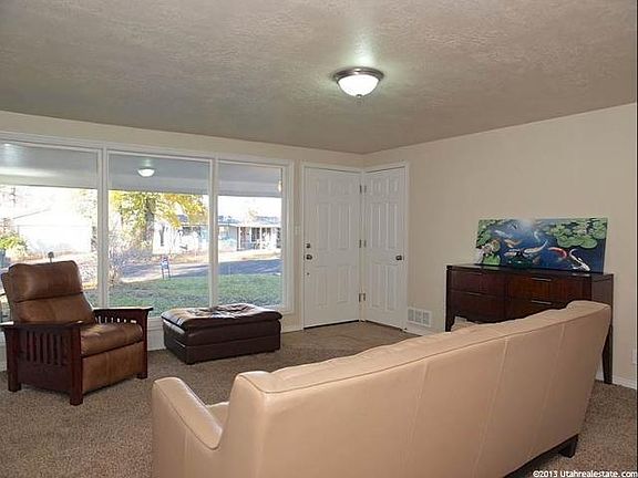 4th image of 2881 W Lemay Ave