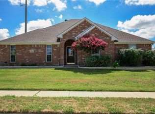706 Ranchland Cir, Midlothian, TX 76065