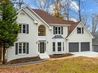 819 Bermuda Run, Woodstock, GA 30189