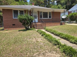 218 Langdon St, Fayetteville, NC 28301