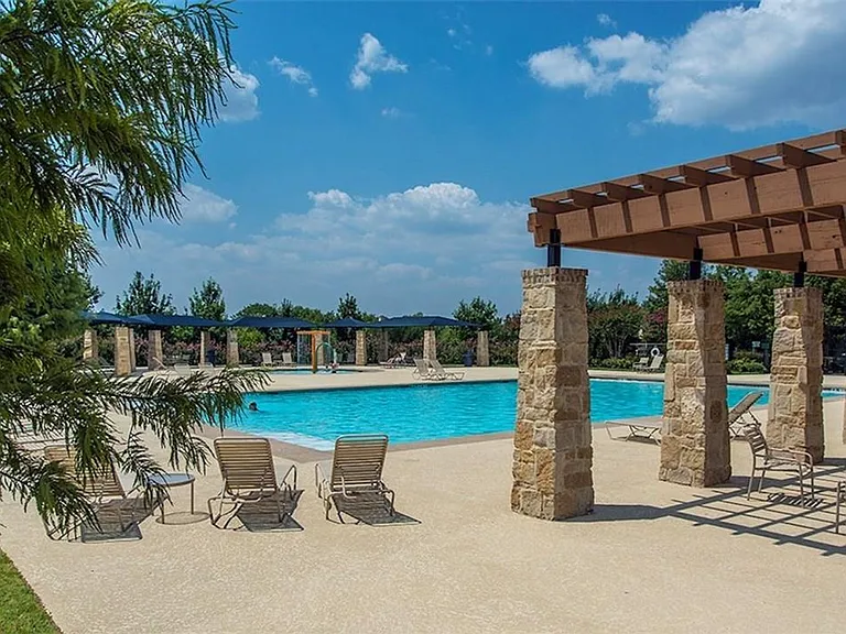 508 Fossil Creek Dr — Photo 9