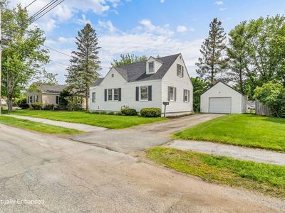 8 Lincoln Street, Brewer, ME, 04412