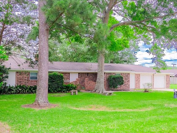 4th image of 3240 County Road 155