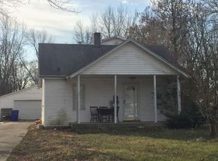 1505 W Garfield Ave, Decatur, IL 62526