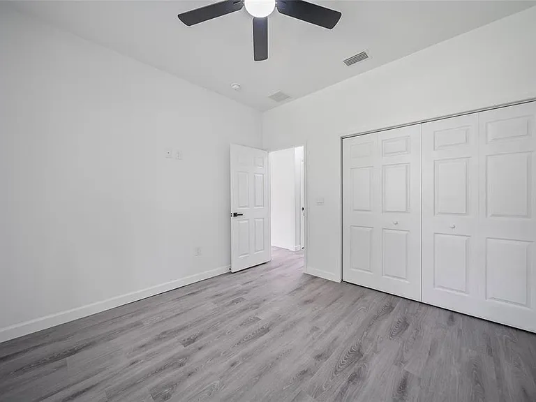 3908 Garienda Ave — Photo 24