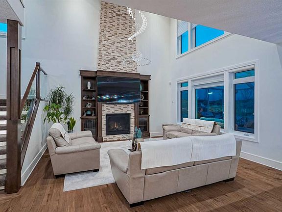 4th image of 90 W Silverado Ranch Way SW