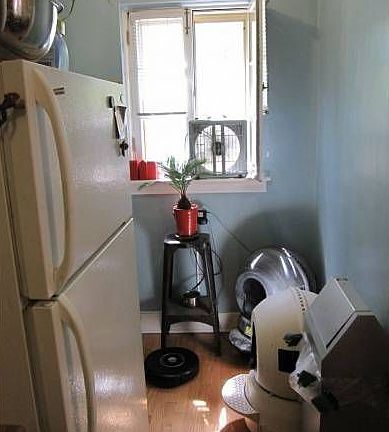 Kitchen Eating Area