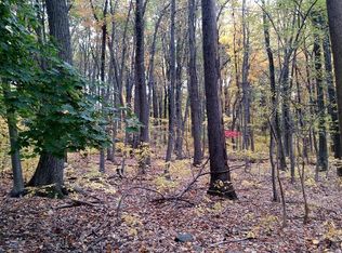 540 Oak Hill Rd, Emmaus, PA 18049