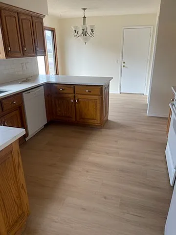 3721 Ferguson Rd — Photo 3